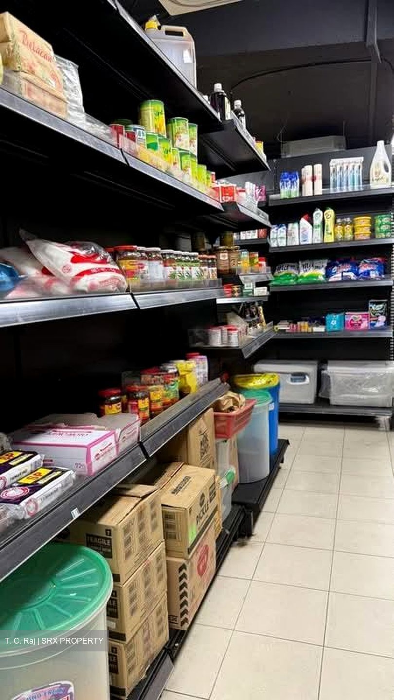 Lorong 18 Geylang (D14), Shop House #561608031